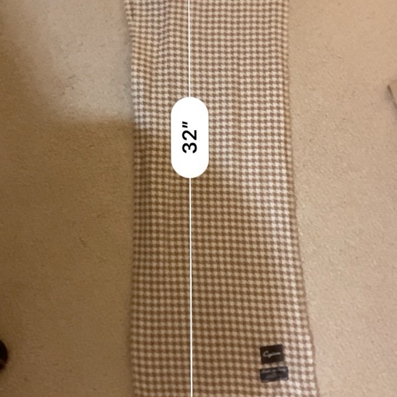 BCBG leather mini skirt, top and scarf - Picture 9 of 14